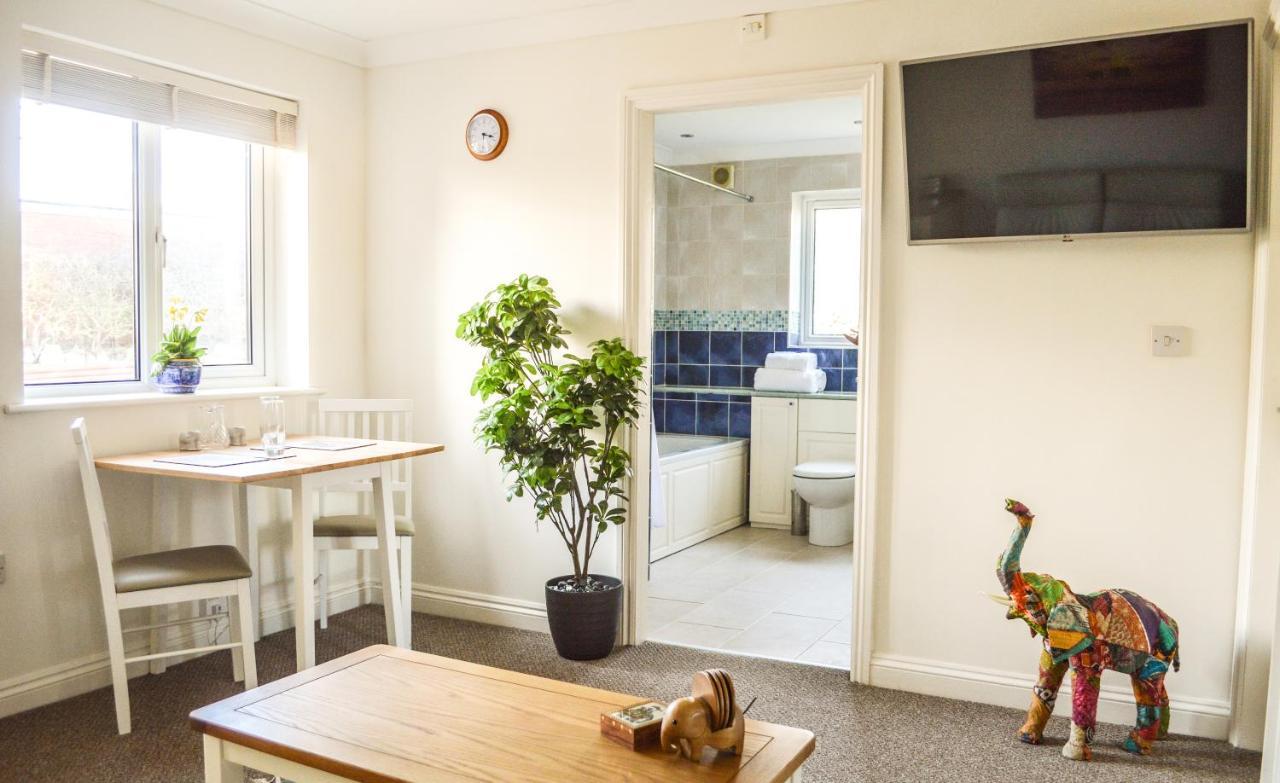The Darling Suites Filey Extérieur photo